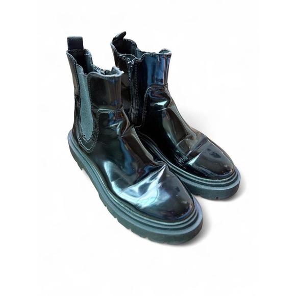 ZARA Black Leather Chelsea Boots Size 37 / US 7 Chunky Sole Classic Style - Picture 2 of 6